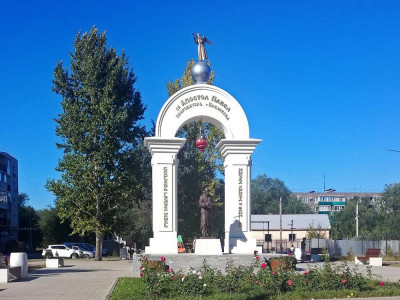 Памятник Апостолу Павлу.